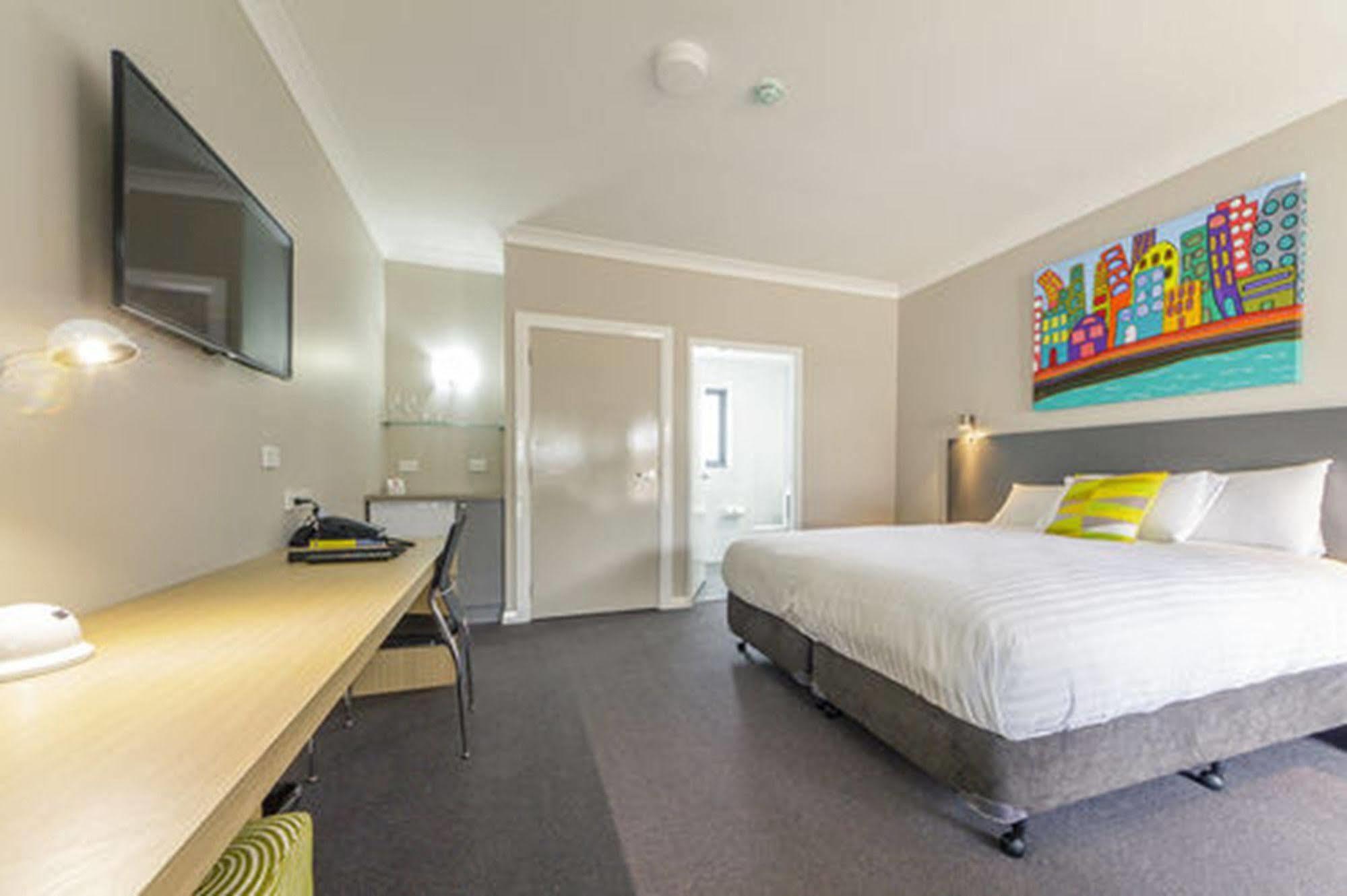 Club Cowra Motel Exterior photo